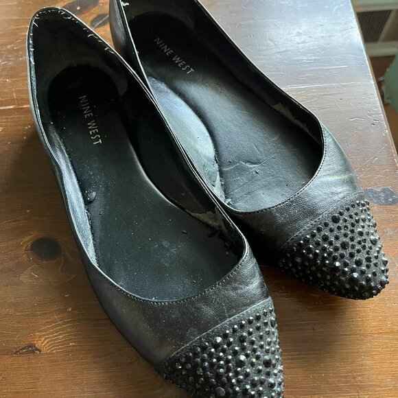 Nine West Black Flats with Jewels Size 8 - Picture 1 of 4